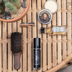 Brosse large en bois d'hêtre et poils de sanglier 8 rangs