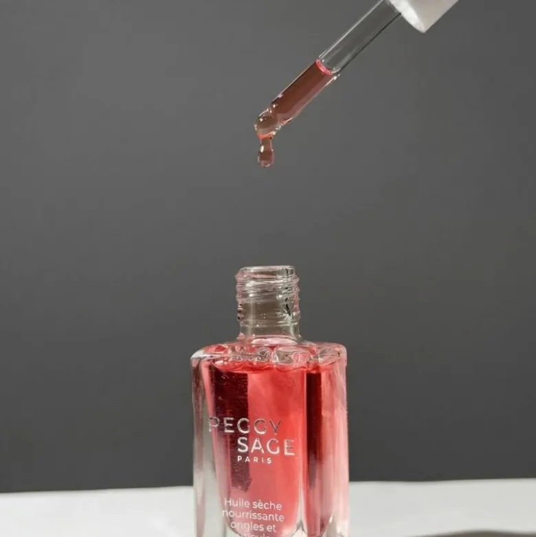 Huile sèche nourrissante ongles et cuticules – réparation, renforcement / 11ml