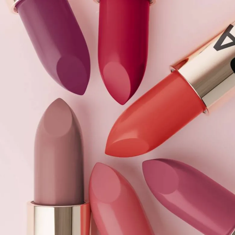 Rouge à lèvres mat AURA recharge – rouge vibrant et fini velouté