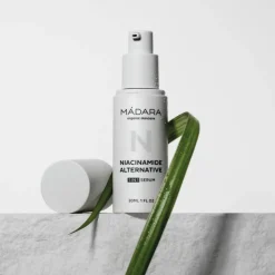 Sérum Botanique Alternatif Niacinamide 5 en 1 – Éclat et uniformité / 30ml