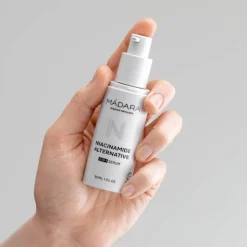 Sérum Botanique Alternatif Niacinamide 5 en 1 – Éclat et uniformité / 30ml