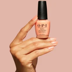 Vernis à ongles Queens Rule – pêche irisé lumineux, brillance 7 jours / 15ml